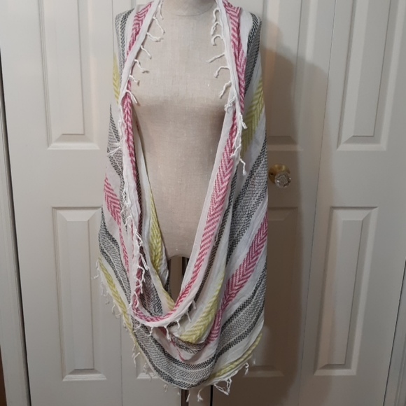 Apt 9 - Picture 3 of 4